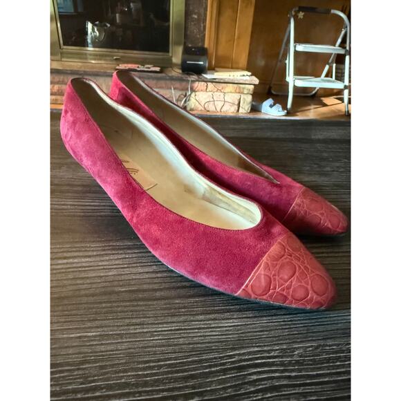 Vintage Amalfi Red Suede and Exotic Leather Toe Capped kitten Heels Sz. 8.5AA - Picture 4 of 6